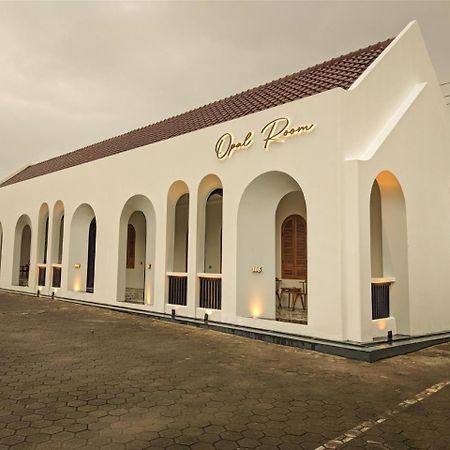 Hotel Besar Purwokerto Exterior photo