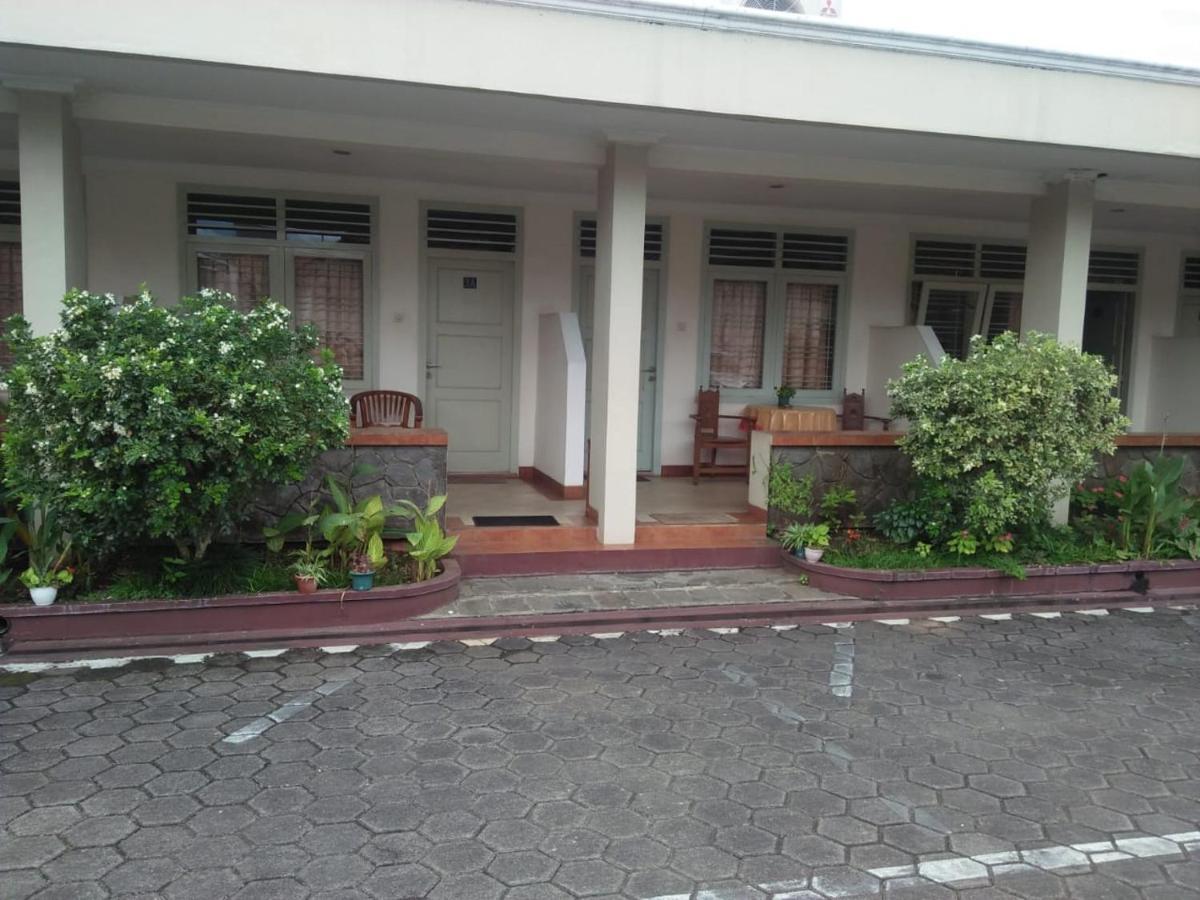 Hotel Besar Purwokerto Exterior photo