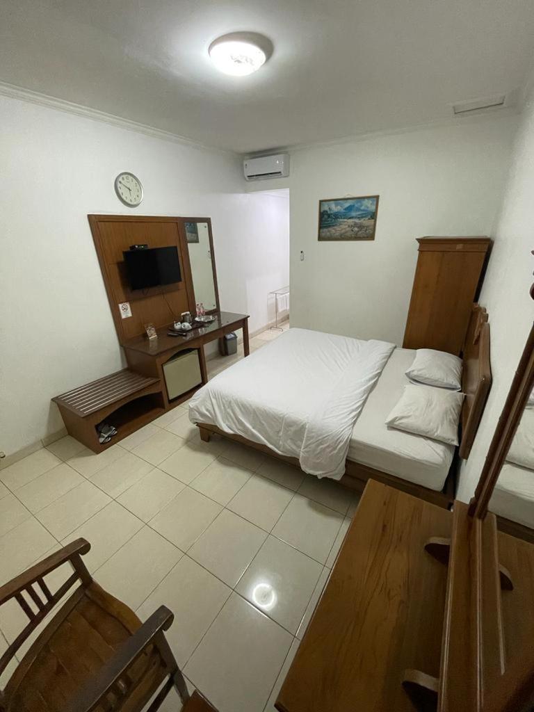 Hotel Besar Purwokerto Exterior photo
